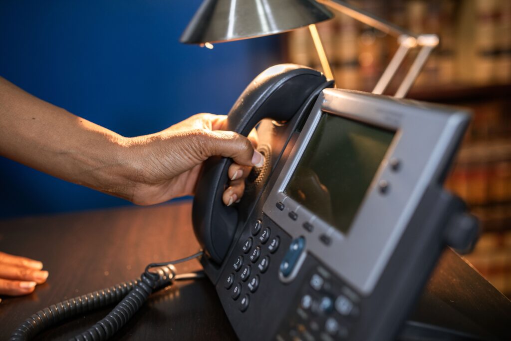 RUNDLJ Voice – business desk phone